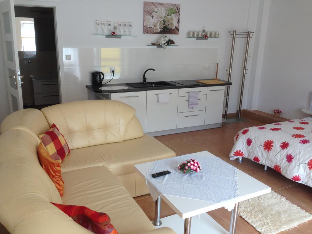 Apartamenty Kris Mikołajki Zewnętrze zdjęcie